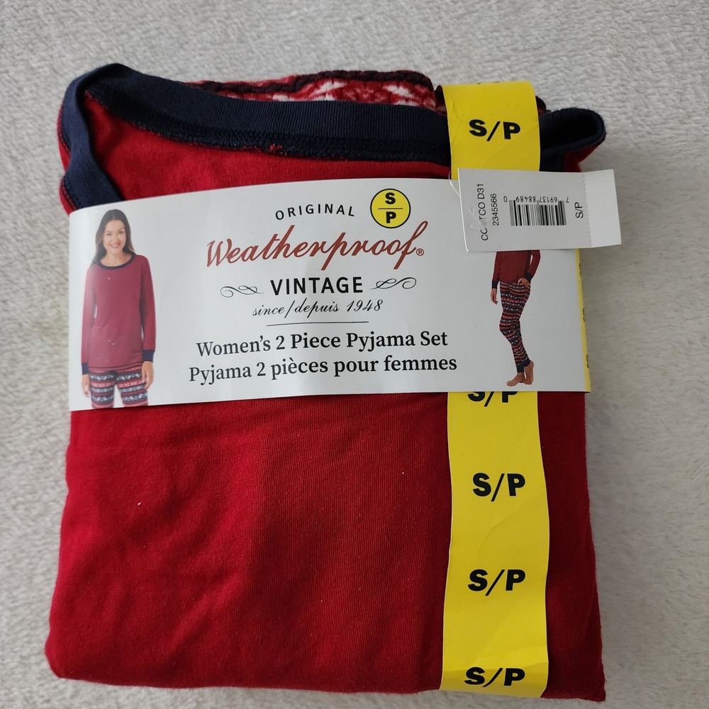 Weatherproof Vintage Pyjama Set Womens Small Red Christmas 2 Piece Sleepwear